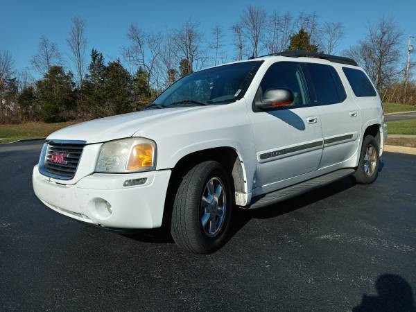 2004 GMC Envoy XL 4 WD - cars & trucks - by dealer - vehicle... for sale in Bloomington, IN – photo 12