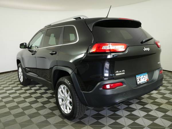 2014 Jeep Cherokee Latitude - - by dealer - vehicle for sale in Inver Grove Heights, MN – photo 6