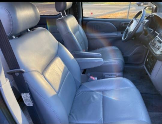 1998 Toyota Sienna xle only 118.000 all original - cars & trucks -... for sale in Union City, CA – photo 7