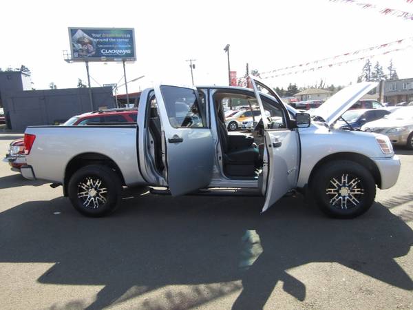 2007 Nissan Titan 4X4 Crew Cab LE SILVER 115K 1 OWNER SO NICE ! for sale in Milwaukie, OR – photo 21