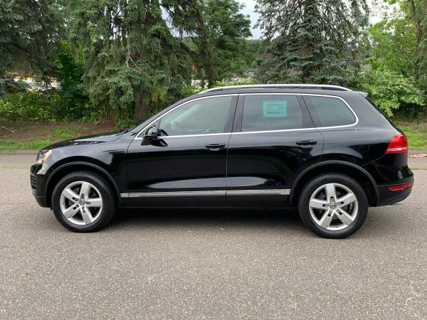 2012 Volkswagen Touareg 4dr TDI Lux|125,999 Miles for sale in Waterbury, CT – photo 6
