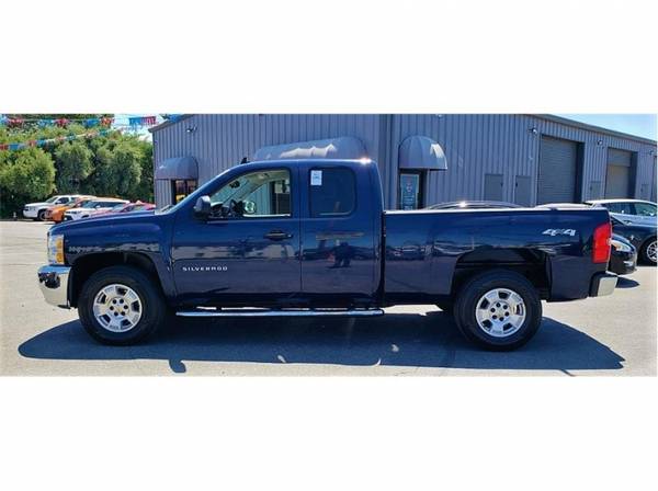 2012 Chevrolet Silverado 1500 4WD Ext Cab 143.5" LT for sale in Orland, CA – photo 5