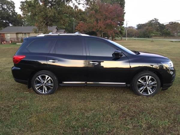 2018 Nissan Pathfinder Platinum 4WD, 8k miles, 3rd row seat. - cars... for sale in Siloam Springs, AR – photo 5