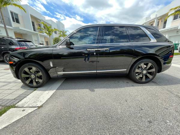 2021 Roll Royce cullinan for sale in Miami, NY – photo 10