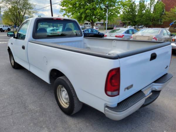 2000 Ford F150 Regular Cab Long Bed 5SPEED MANUAL 3MONTH WARRANTY for sale in Front Royal, VA – photo 4