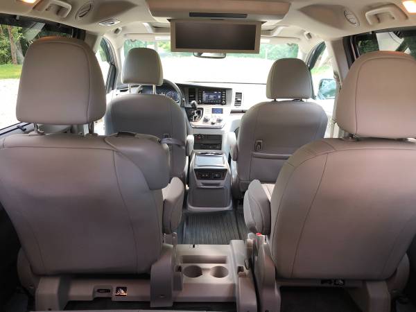 TOYOTA SIENNA XLE PREMIUM for sale in Boiling Springs, SC – photo 16