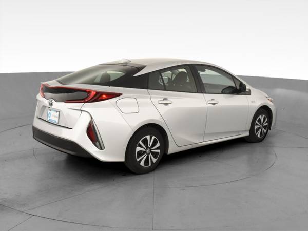 2018 Toyota Prius Prime Plus Hatchback 4D hatchback Silver - FINANCE... for sale in Bakersfield, CA – photo 11