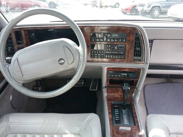 1992 *Buick *Riviera* 4drs Sedan for sale in Lakewood, WA – photo 9