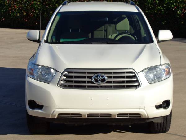 2010 Toyota Highlander, No Accident, Low Mileage Gas Saver Nice 1! for sale in Dallas, TX – photo 6