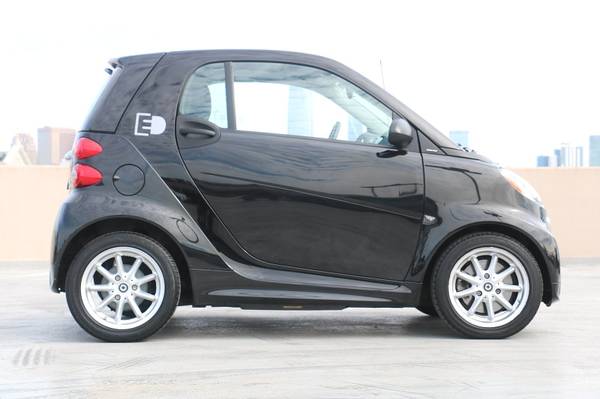 2016 smart Fortwo electric drive Black ****BUY NOW!! for sale in San Francisco, CA – photo 4