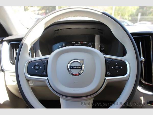 2020 Volvo XC60 T5 AWD Momentum SAVE 6,600 OFF MSRP - cars & trucks... for sale in San Luis Obispo, CA – photo 17