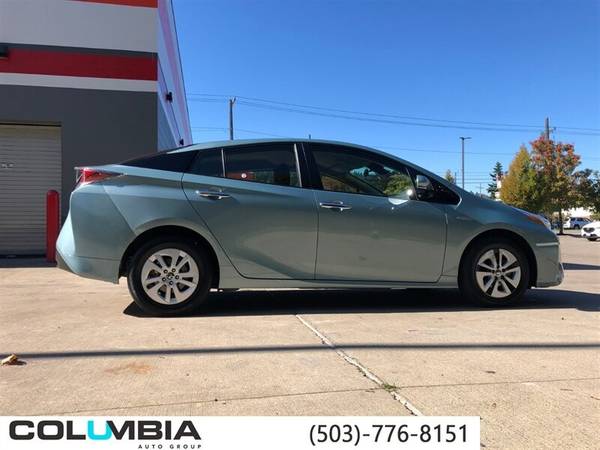 2017 Toyota Prius Two Eco 15k Miles - 2015 2016 2018 for sale in Portland, OR – photo 9