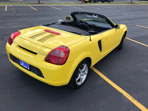 2001 MR2 Spyder with under 27K Miles! for sale in Oak Park, IL – photo 7