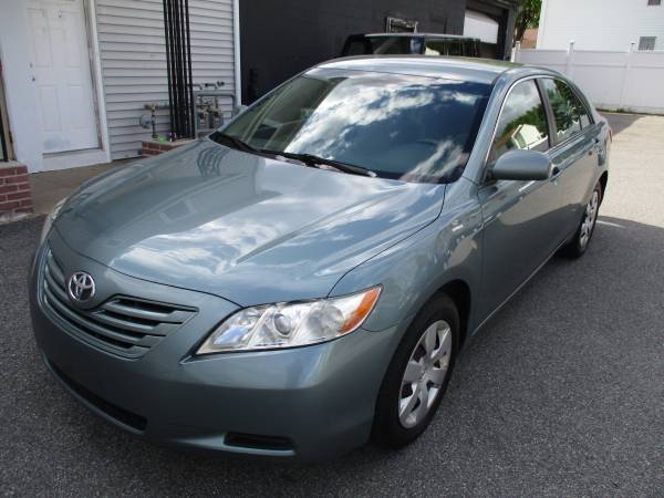 2009 TOYOTA CAMRY LE GAS SAVER VERY CLEAN - - by for sale in Providence, RI – photo 2
