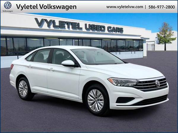 2020 Volkswagen Jetta sedan S Auto w/ULEV - Volkswagen Pure White for sale in Sterling Heights, MI – photo 2