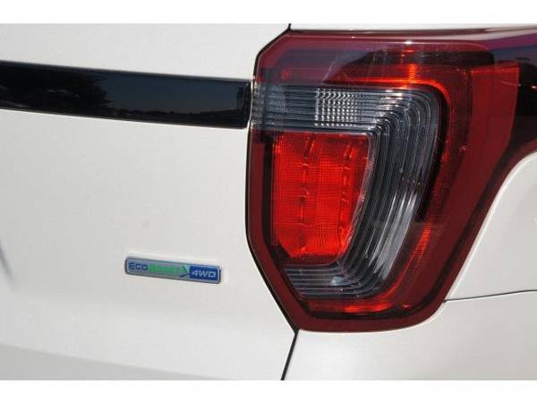 2016 Ford Explorer SUV Sport - Ford White Platinum Metallic Tri-Coat for sale in Plymouth, MI – photo 11