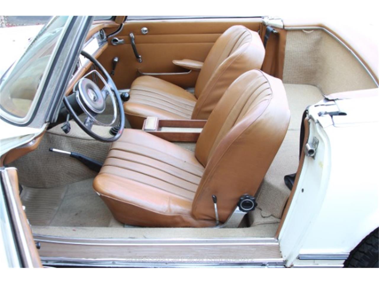 1967 Mercedes-Benz 250SL for sale in Beverly Hills, CA – photo 21