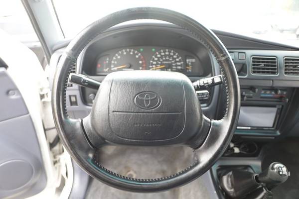 1996 Toyota 4Runner SR5 for sale in Everett, WA – photo 11