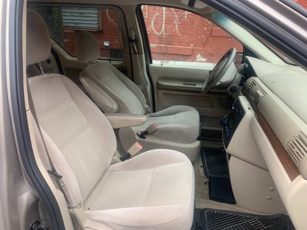 2004 Ford Freestar Sel - cars & trucks - by owner - vehicle... for sale in Brooklyn, NY – photo 6