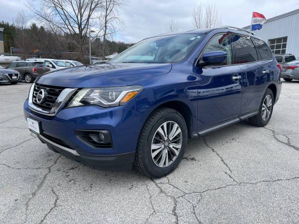 2017 Nissan Pathfinder SL - - by for sale in BERLIN, VT – photo 3