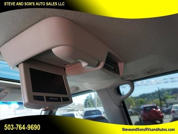 2005 Chevrolet Suburban 2500 LS 4WD 4dr SUV - - by for sale in Happy Valley, WA – photo 12