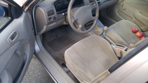 2001 toyota Corolla,,stick,5speed,ac,passes inspection, for sale in Hampden, MA – photo 6