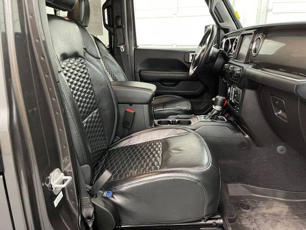 2019 Jeep Wrangler Unlimited Sahara for sale in PUYALLUP, WA – photo 20