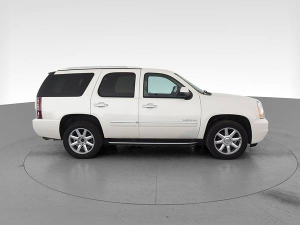 2012 GMC Yukon Denali Sport Utility 4D suv White - FINANCE ONLINE -... for sale in Cleveland, OH – photo 13