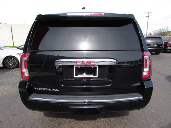 2016 GMC YUKON DENALI XL**SUPER CLEAN**LOW MILES**FINANCING AVAILABLE* for sale in redford, MI – photo 7