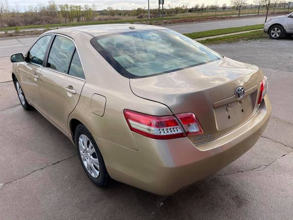2011 Toyota Camry LE - - by dealer - vehicle for sale in Lincoln, NE – photo 5