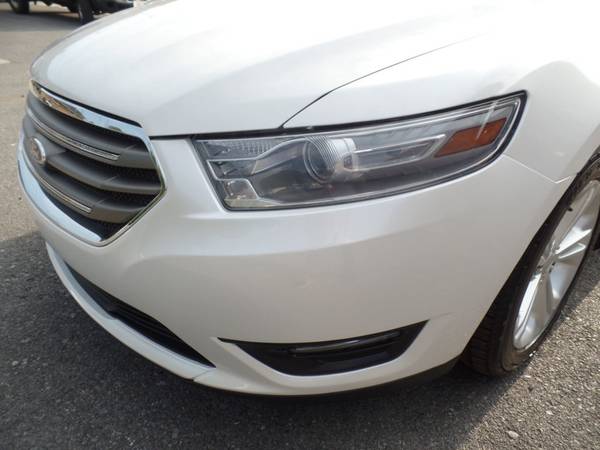 2014 *Ford* *Taurus* *4dr Sedan SEL AWD* White Plati for sale in Johnstown , PA – photo 15