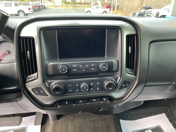 2018 Chevrolet Chevy Silverado 2500HD LT 4x4 4dr Crew Cab SB Diesel for sale in Plaistow, ME – photo 9