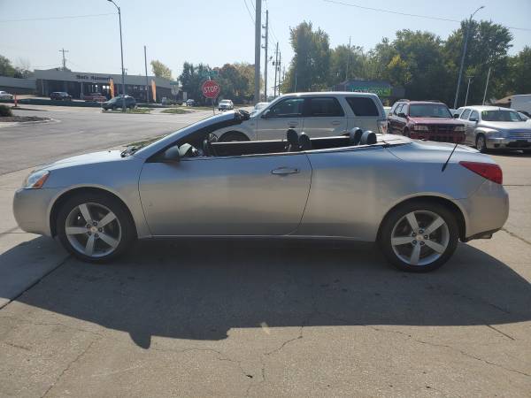 2007 Pontaic G6 GT Convertable - cars & trucks - by dealer - vehicle... for sale in Olathe, MO – photo 8
