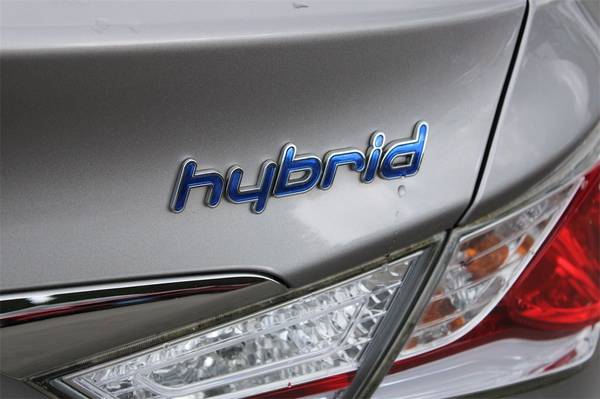 2014 Hyundai Sonata Hybrid Electric Base Sedan - - by for sale in Everett, WA – photo 10
