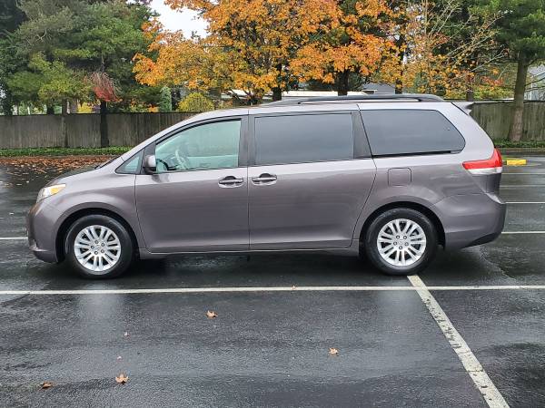 2011 Toyota Sienna XLE * 8 Passenger * 3rd Row seat * Clean Title * for sale in Lynnwood, WA – photo 7