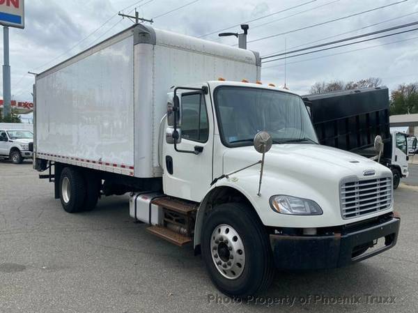 2016 Freightliner M2 3trk box truck with liftgate ! for sale in south amboy, NJ – photo 2