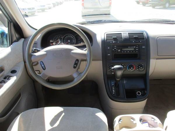 2004 Kia Sedona LX Minivan, Green, 3.5L V6, Cloth, Loaded, Seats7,112K for sale in Sanford, NC 27330, NC – photo 13