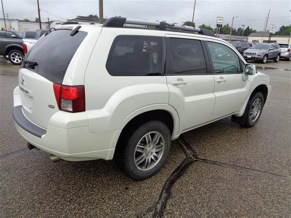 2008 MITSUBISHI ENDEAVOR SE FWD SUV 3.8L 6 cyl 76841 miles for sale in Wautoma, WI – photo 4