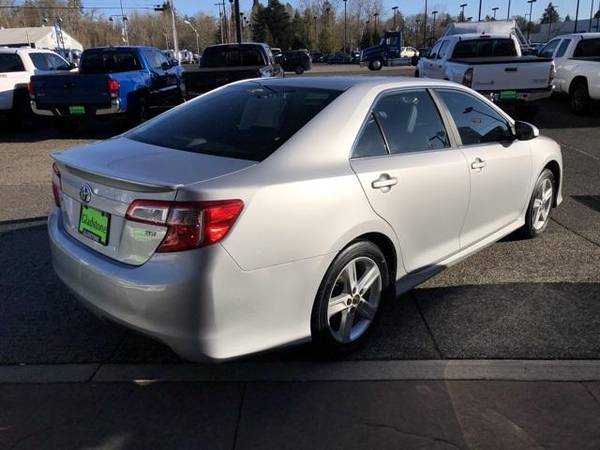 2014 Toyota Camry SE CALL/TEXT - cars & trucks - by dealer - vehicle... for sale in Gladstone, OR – photo 4