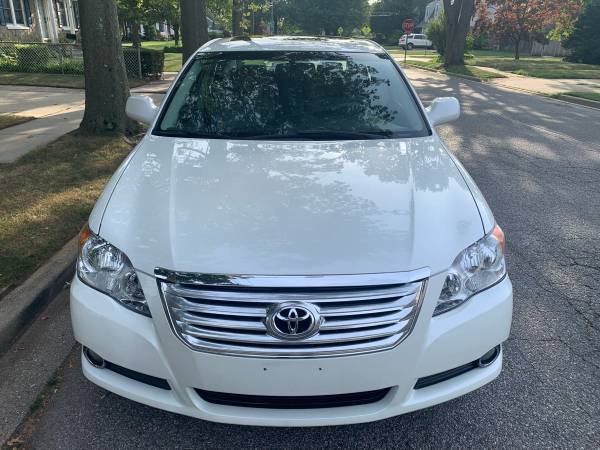2008 Toyota Avalon XLS 85K HEATED LEATHER SUNROOF DRIVES MINT for sale in Baldwin, NY – photo 2