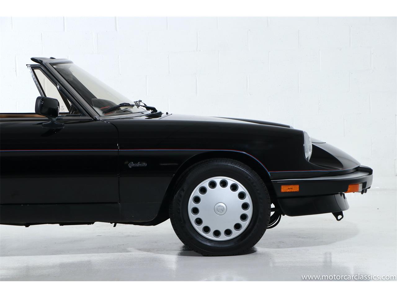 1988 Alfa Romeo Spider for sale in Farmingdale, NY – photo 16