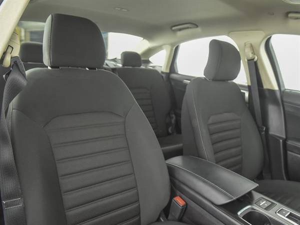 2018 Ford Fusion SE Hybrid Sedan 4D sedan BEIGE - FINANCE ONLINE for sale in Atlanta, GA – photo 5