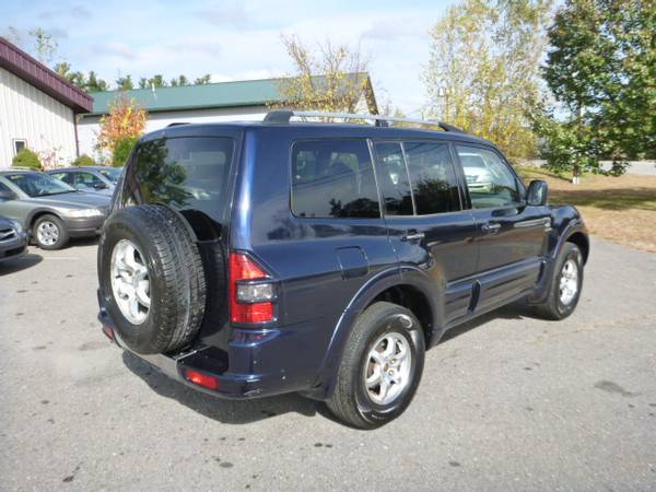 2002 MITSUBISHI MONTERO LIMITED VERY CLEAN 4X4 3RD ROW 7 PASS LEATHER for sale in Milford, MA – photo 5