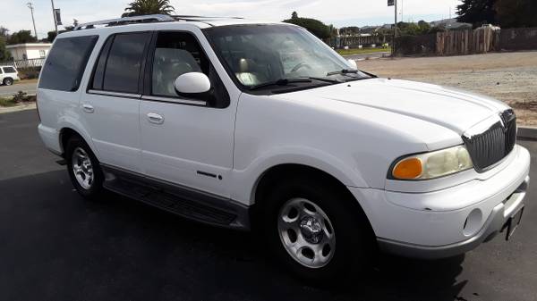 2001 Lincoln Navigator (2WD) - cars & trucks - by owner - vehicle... for sale in Monterey, CA – photo 3