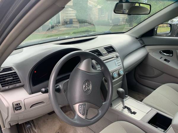 2009 Toyota Camry LE - cars & trucks - by owner - vehicle automotive... for sale in Wilmette, IL – photo 5