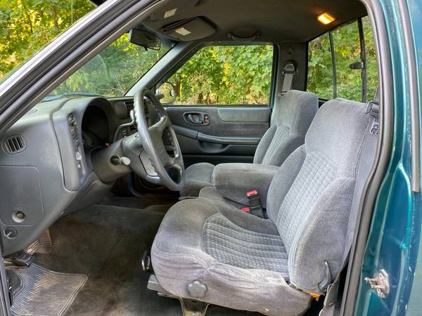 1998 Chevrolet S10 for sale in Brooklyn, CT – photo 10