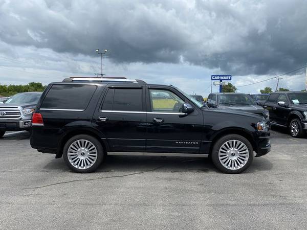 2016 Lincoln Navigator - Financing Available! - cars & trucks - by... for sale in Harrisonville, KS – photo 3