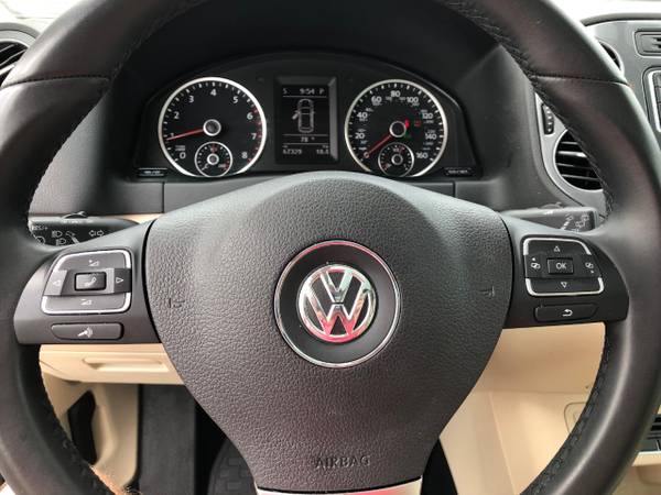 2017 Volkswagen Tiguan 2.0T SEL FWD for sale in NICHOLASVILLE, KY – photo 13