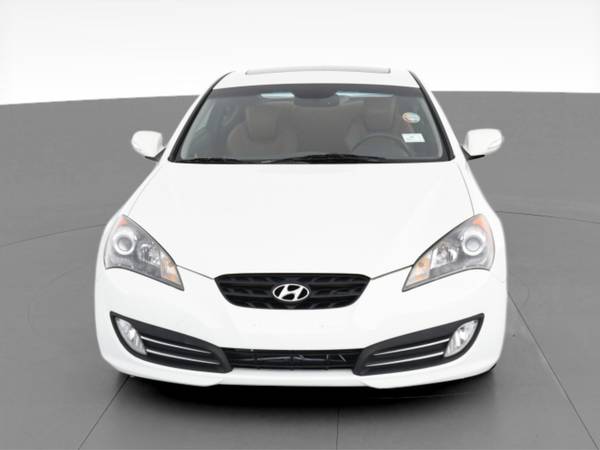 2010 Hyundai Genesis Coupe 3.8 Coupe 2D coupe White - FINANCE ONLINE... for sale in La Jolla, CA – photo 17