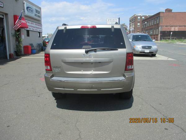 2005 JEEP GRAND CHEROKEE - - by dealer - vehicle for sale in Springfield, MA – photo 3